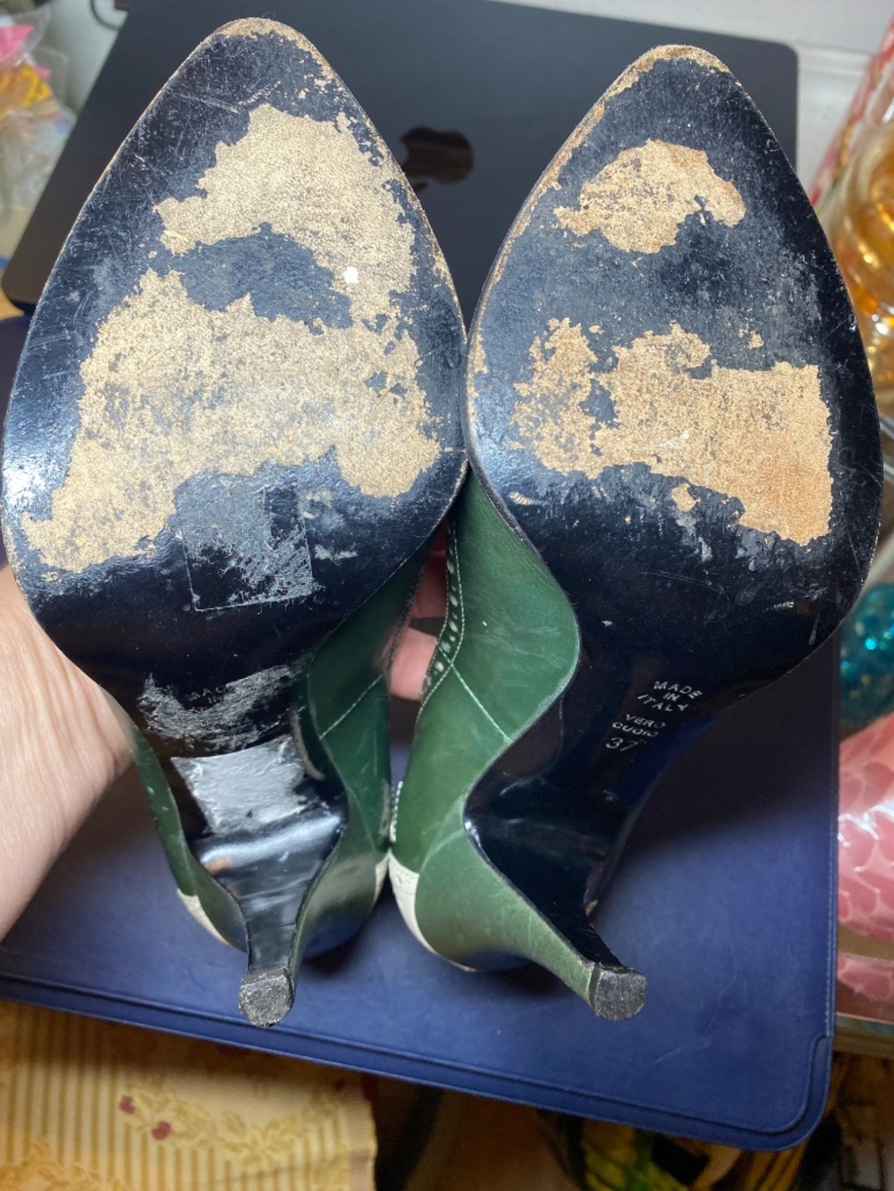 Vintage Alberta Ferretti Green Cream Leather Brogue Wingtip Pumps Heels 37 7 - Picture 8 of 14